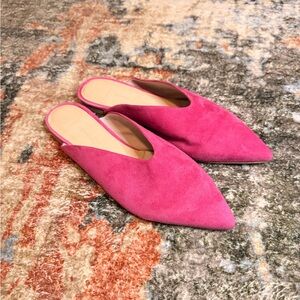 Kennel & Schmenger Zone Flat Pointed Toe Mules in Pink Suede